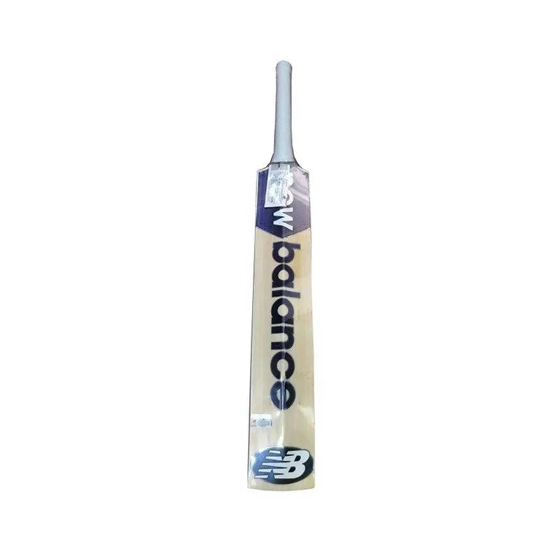 New Balance DC 700 PRO Cricket Bat