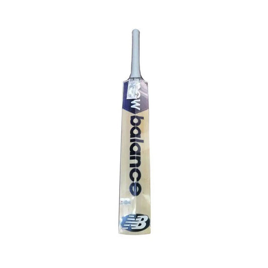 New Balance DC 700 PRO Cricket Bat