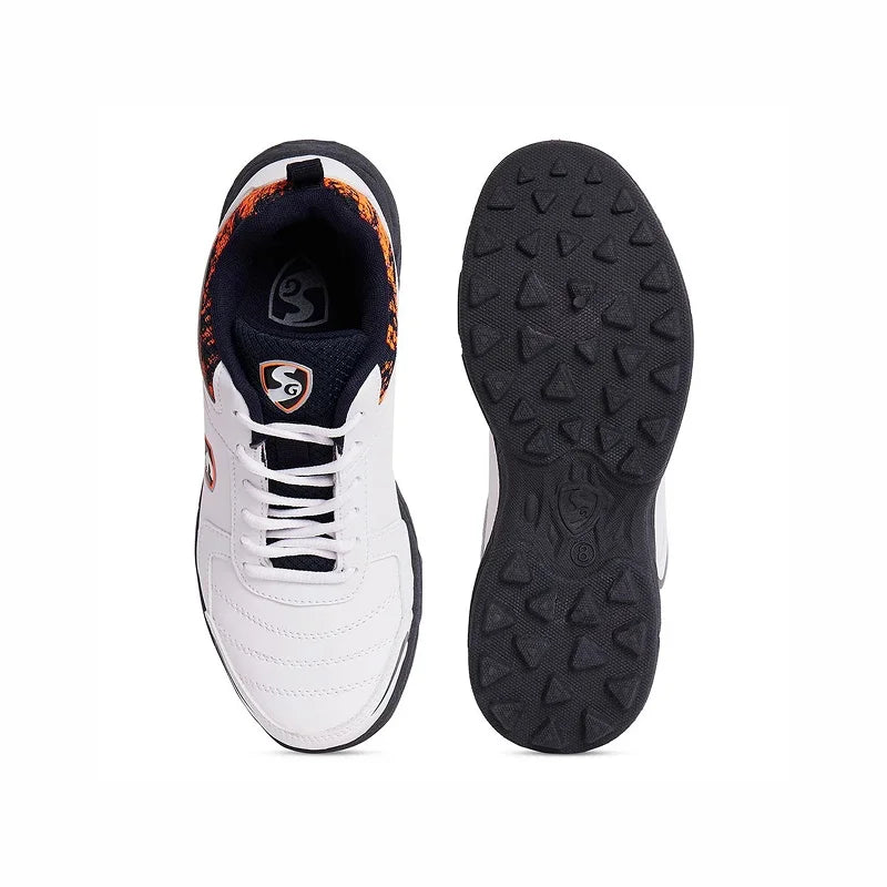 SG Cricket Shoes Savage