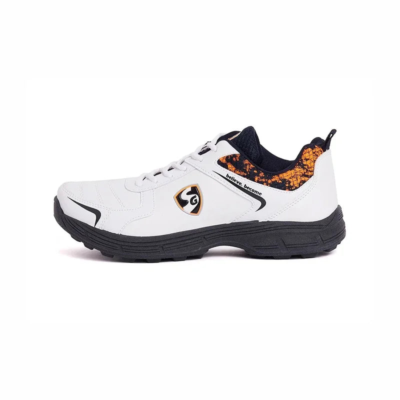 SG Cricket Shoes Savage