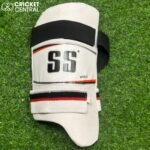 Thigh Pad white with black straps from SS