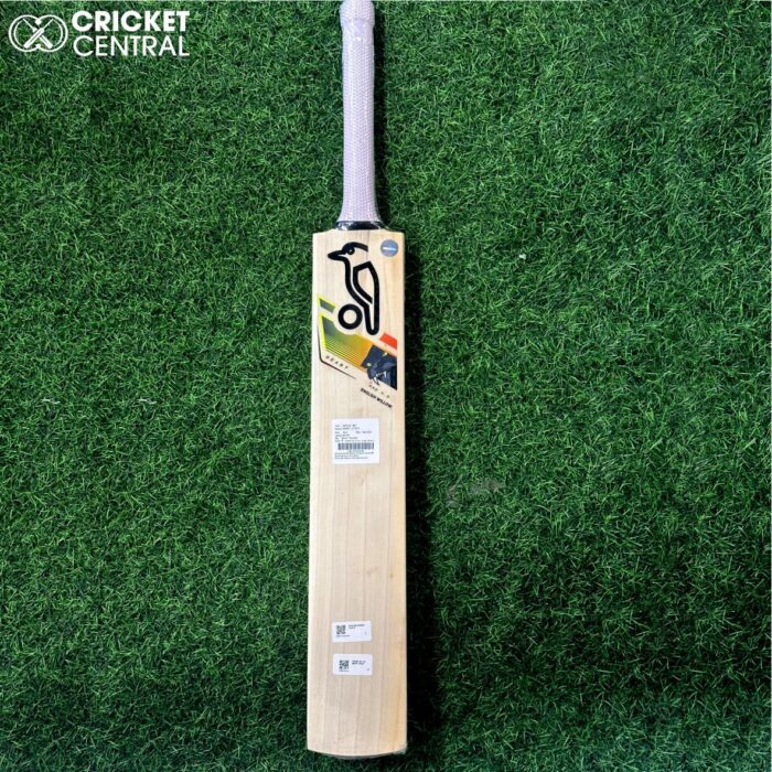 Beast 4.0 Cricket Bats for young cricketers from Kookaburra